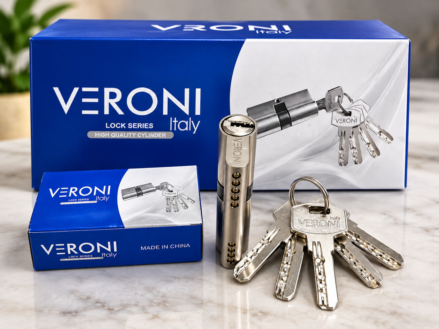 Original VERONI Italy lock cylinder, keys and branded packaging